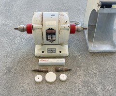 Handler Red Wing Lathe 26A with Splash Hood, Lathe Chucks, & Felt Wheels