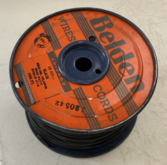 Belden 18 Feed Black Celanese Braided Waxed Hook-Up Wire (1000 Ft)