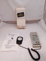 Extech Light Meter 401025 Intensity Lux And Foot Candles Measurement Instrument