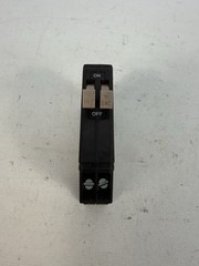 NEW Cutler Hammer CHT1515 15 Amp Twin Tandem Circuit Breaker, Dual 15A CH,