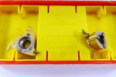 LOT 3 BOXES ( 6 PCS ) SANDVIK COROMANT 327R12-22 10005-RM 1025 CARBIDE INSERTS