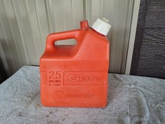 Vintage Gott 2.5 Gallon PRE-BAN Vented Gas Can MADE IN USA. Model 1225