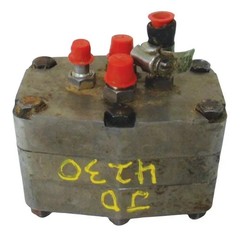 Used Steering Metering Pump fits John Deere 4230 4430 4050 4250 4440 AR89199