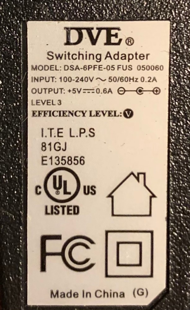 DVE Switching Adapter DSA-6PFE-05FUS, output 12V, 0.6A *NEW* free shipping