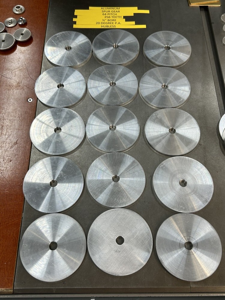 1 UNKNOWN ALUMINUM SPUR GEAR 64 PITCH 256 TEETH 1/2” BORE .200” FACE 20 DEG. PA