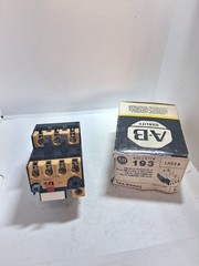 ALLEN BRADLEY 193-BSB22 BIMETALLIC OVERLOAD RELAY 1.5-2.3A SERIES B NIB