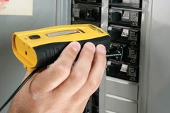 Instruments Circuit Finder & GFCI Tester