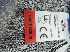 NoCry Cut Resistant Gloves With Reinforced Fingers In Size Large New In Package