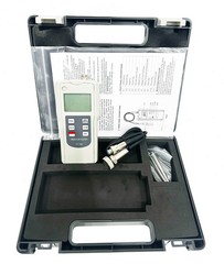 Digital Vibration Tester with Measurement Range Acceleration 0.1~400.0 m/s² Peak