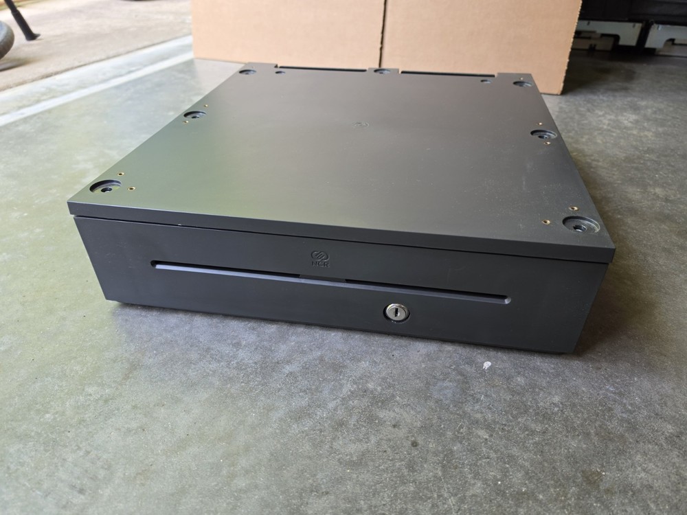 NCR 2181-3105-9090 RealPOS Key Lock Full Size Cash Drawer