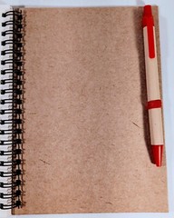 10 Pack Hardcover EcoSmart 70-Page Spiral Notebooks with Pens 5×7 Unruled Red