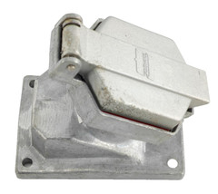 BOX OF 2 CROUSE-HINDS ENR6202 Delayed Action Circuit Breaking Receptacle NEW