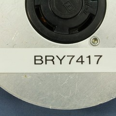 Bryant Non-NEMA Locking Receptacle 20A 120/208V 3PHY 4″ Round Metal Box Cover