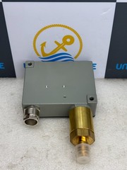 TRAFAG SENSORS CONTROLS 900.2376.924 Pressure Switch 0…4 bar NEW