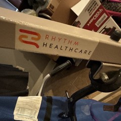 Rhythm Healthcare Hydraulic Patient Lift E0630 with Sling for Family Medicine