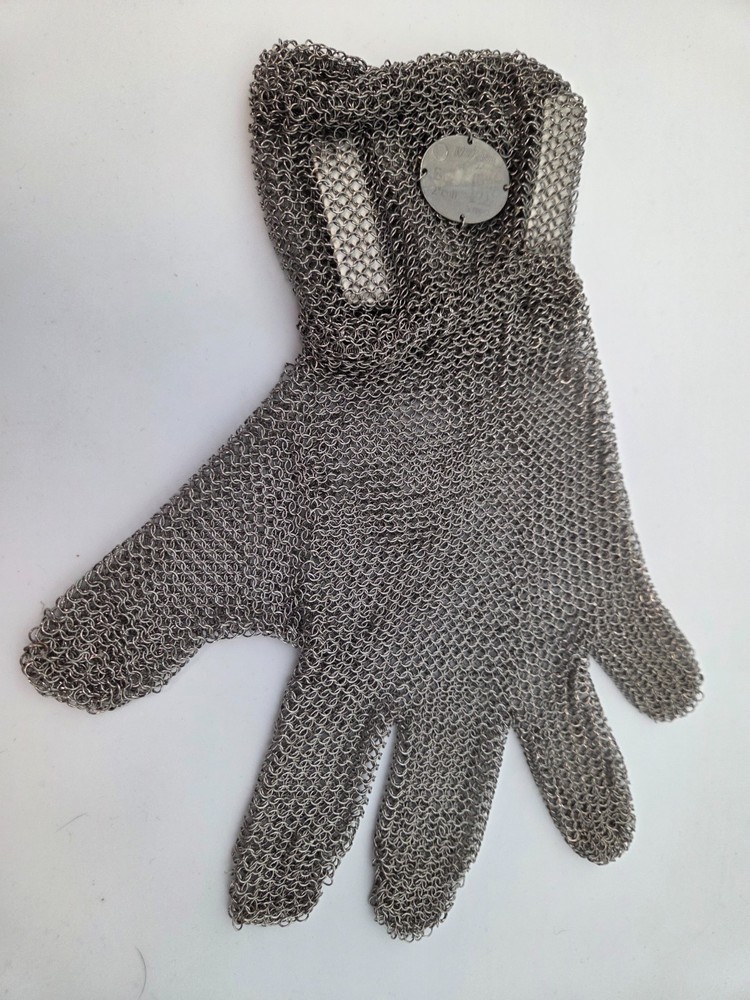 Whizard Mesh Stainless Steel Glove Adult Small 2″ Cuff Cut Protection Butcher