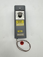 Honeywell T678A1361 Temperature Controller