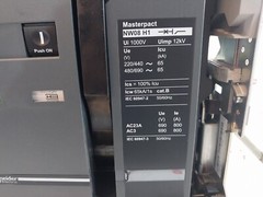 SCHNEIDER ELECTRIC NW08 H1 Masterpact NW Drawout Circuit Breaker 1000V 12KV 800A
