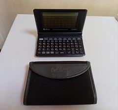 Atlas S3900 English Arabic Talking Dictionary Handheld Portable With Case