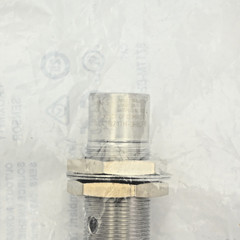 Allen Bradley 871TM-DH8CP18-D4 /A Proximity Sensor 3-Wire DC Std Barrel