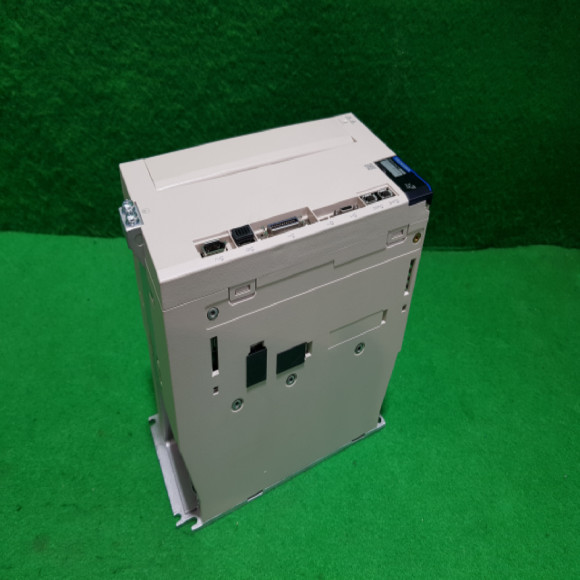 [Used] YASKAWA / SGD7S-180A20A / SERVOPACK, 2KW