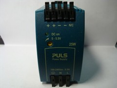 PULS ML30.101 POWER SUPPLY 25 WATT 100-240VAC INPUT 5-5.5VDC OUTPUT NNB