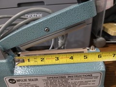 AMERICAN INT’NL ELECTRIC AIE-100T IMPULSE SEALER 200W AC 120V 60HZ Works Great!