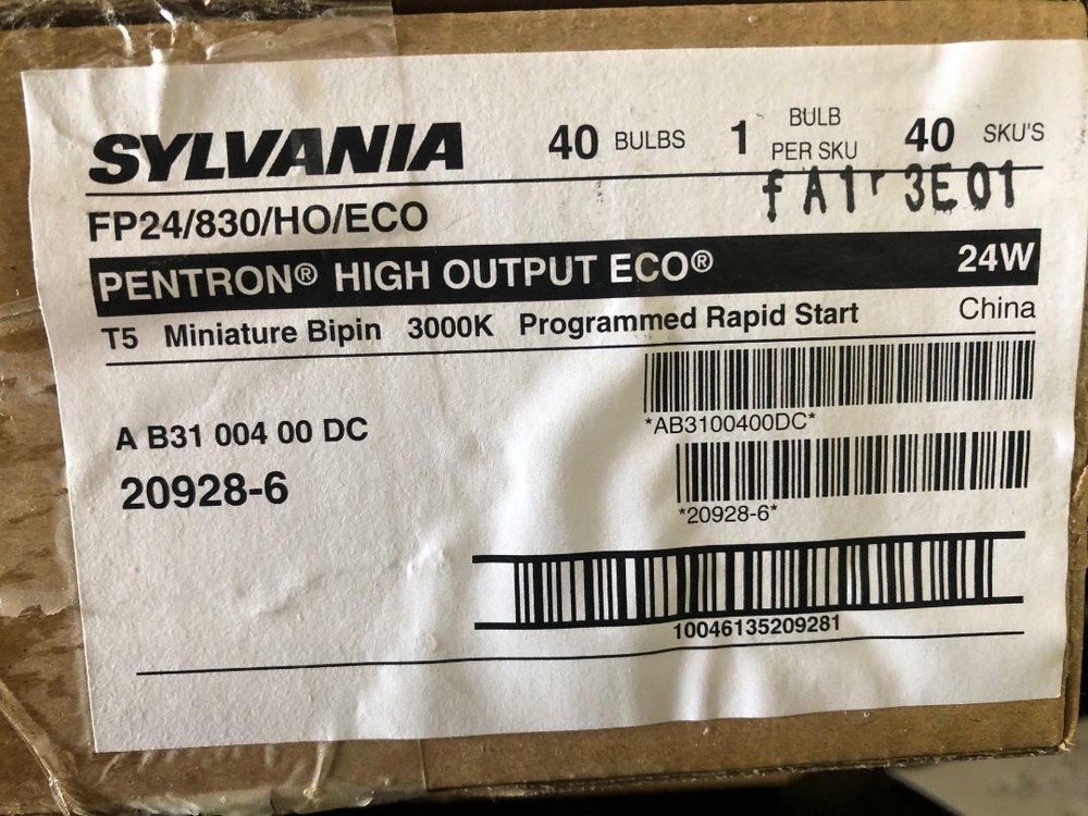 Box Of 40 Pieces SYLVANIA 20928 FP24/830/HO/ECO 2′ 24 Watt T5 High Output 3000K