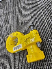 Columbus Mckinnon 12717123 Shackle Lifting Lug Yellow 12.5T VERT WLL Heavy Duty