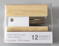 Swingline Compact Stapler Modern Design 20 Sheet Capacity Pale Blue 5” Long New