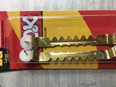 2PK Large Sawtooth Hangers 4 PCS TOTAL