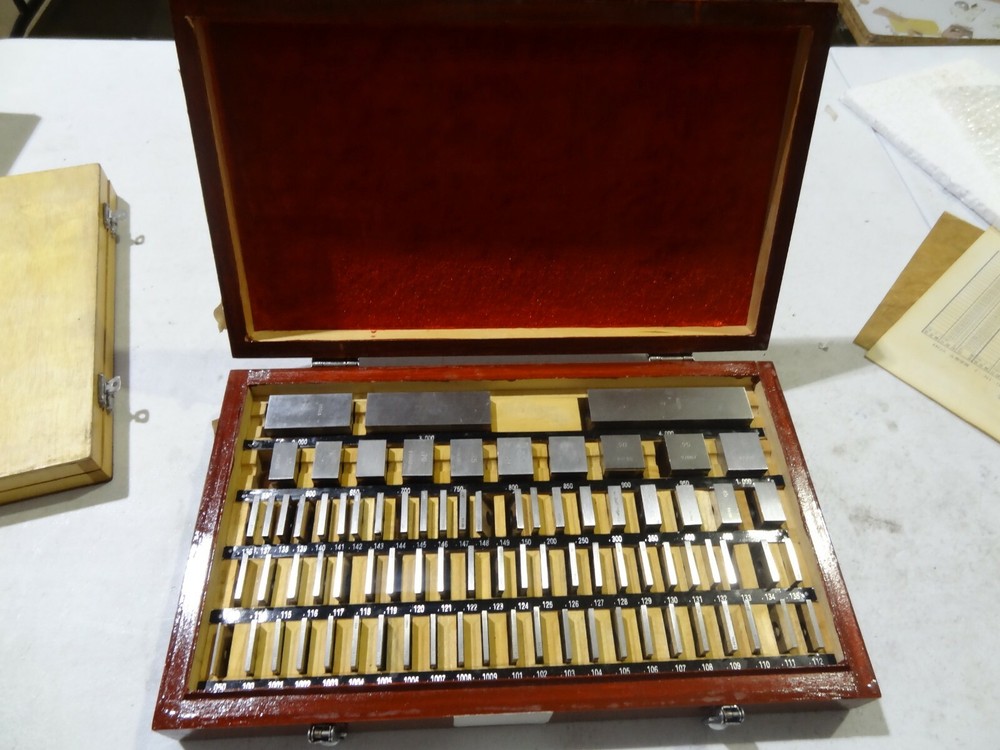 GRADE AS-0 .1001 TO 4.000″ 81 PCS SQUARE GAGE BLOCK SET CENTER HOLE THREADED R}