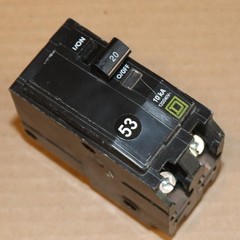 One Square D QO220 2 Pole 20 Amp Plug In Breaker BK#53