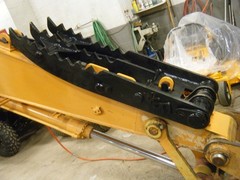 Excavator Thumb, 18″ x 50″ Fits Most Machines 24,000 – 39,000 LBS – AR400 STEEL