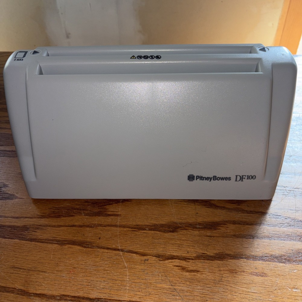 Pitney Bowes DF100 / Martin Yale PB FD10 Desktop Letter Folder No AC Adapter