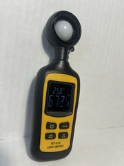MT-912 Digital Light Meter Lux/FC 0-200,000 Lux ±3% Accuracy