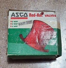 ASCO 8210G2 120/60AC 2-Way Brass 1/2 In Solenoid Valve Normally Closed