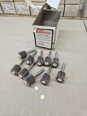 3/4″ x 3/4″ 80 Grit Flap Wheels 1/4″ Drill Mount Shank, 25,000 RPM – Lot of 10
