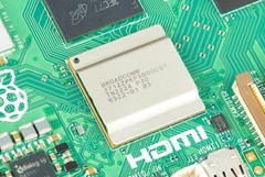 Raspberry Pi 5 (2GB) RAM Broadcom BCM2712 Arm Cortex-A76 2.4GHz Single Board