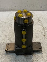 Center Swivel Joint for Bobcat Excavator 6PN966 8-1/2″ Tall 5″ Wide 76mm Top End