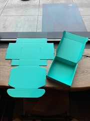 Premium Good Quality Easy Fold Corrugated Matte Finish Gift Box, Shipping Box