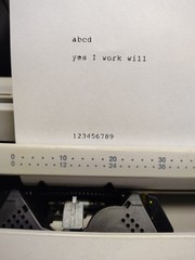 Smith-Corona Display Dictionary Electronic Typewriter Word Processor Open Box