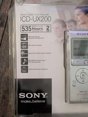 Sony ICD-UX200 Stereo Digital Voice Recorder USB 2GB MP3 2010 Windows/Mac New