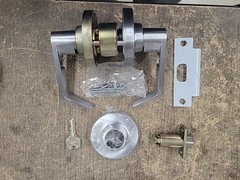 Marks 195AB/26D, Entrance Cylindrical Lever Lockset Grade 1 Survivor Series