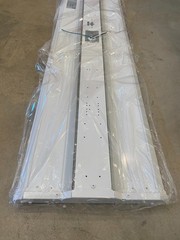 LED Linear High Bay Warehouse Factory Garage Shop Light 200-300W 5,000K