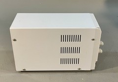 NaviTech NP3010 Power Supply Variable Input AC 110V 60Hz Output DC 0-30V 0-10A