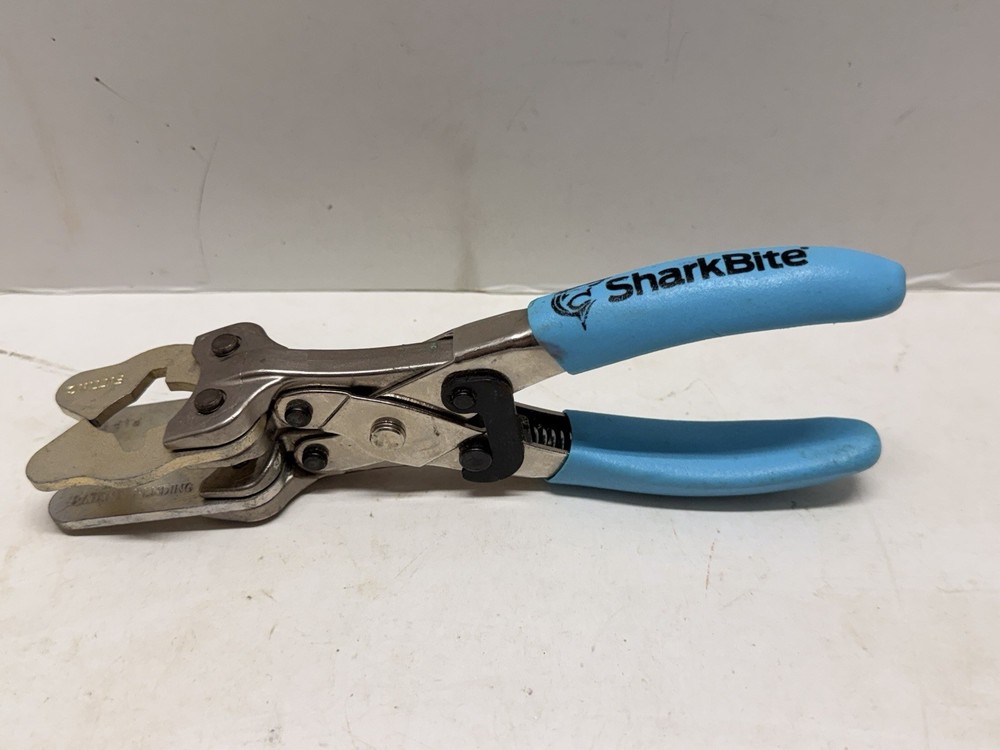 Sharkbite Push-To-Connect Fitting Removal Tool