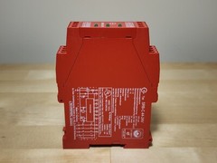 Elan Schmersal SRB-C.44-24V Safety Relay Module 24V AC/DC Emergency Stop 3 NO