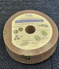 (QTY 25) Benchmark Abrasives 5″ Aluminum Oxide Resin Fiber Grinding Disc 80 Grit