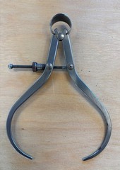 Vintage Starrett 6″ Flat Leg Spring Joint Outside Calipers